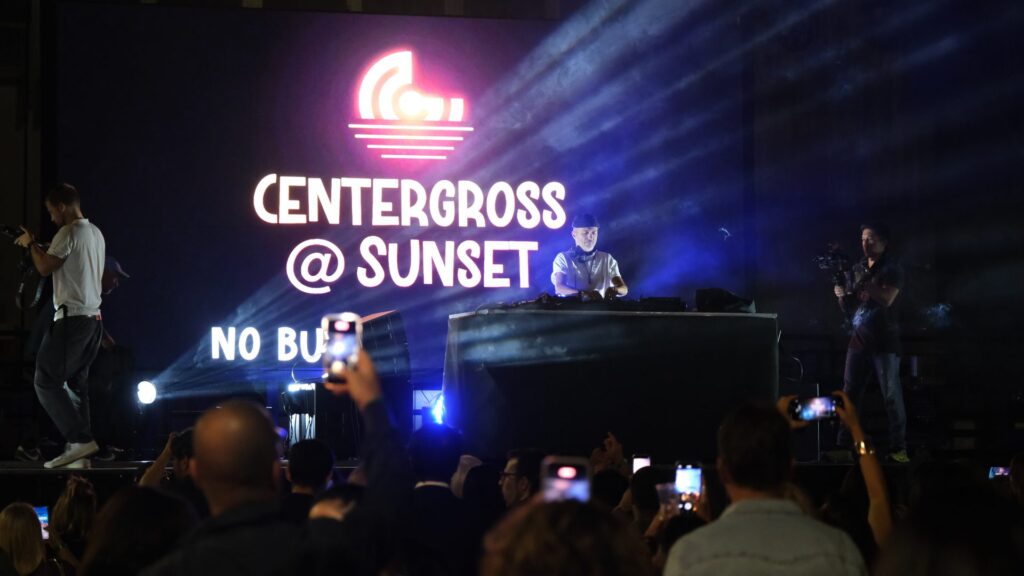 centergross-sunset-2026-46-main-stage-logo-2